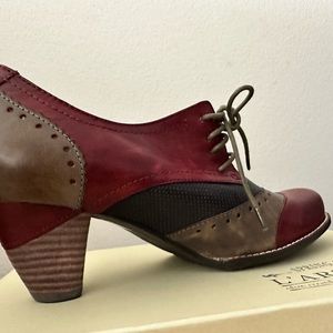 L’Artiste ankle boots 👢👢 NEW